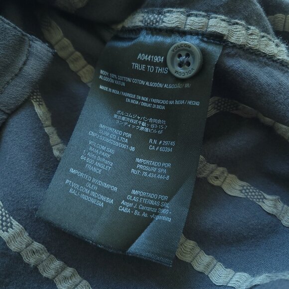 Volcom short sleeve button-up - Picture 5 of 10